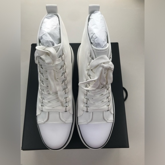 New in Box D’Amelio DB Eyekonn Platform Sneakers in White Canvas, Size 7.5 M - Picture 8 of 15